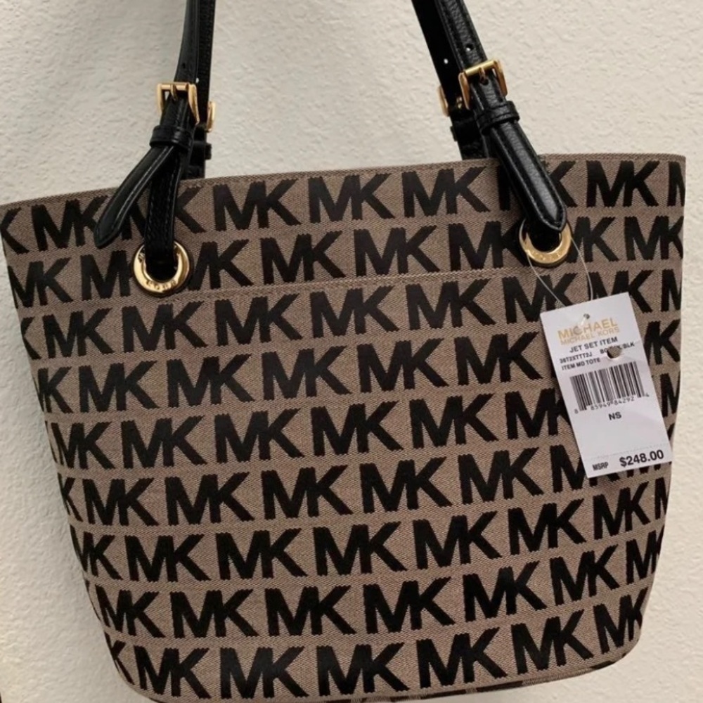 Michael Kors Medium Tote